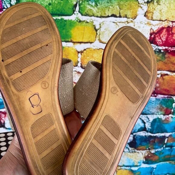 Callisto of California Leather Stretch Sandals Flip Flops Size 7 - Picture 5 of 10